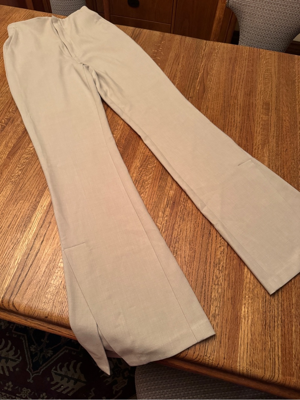 Abercrombie & Fitch Beige Tailored Split Hem Flare Pants | Size 28 / 6L (Long)